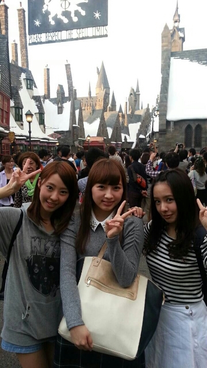 USJ4 山田菜々,藤江れいな,東由樹,