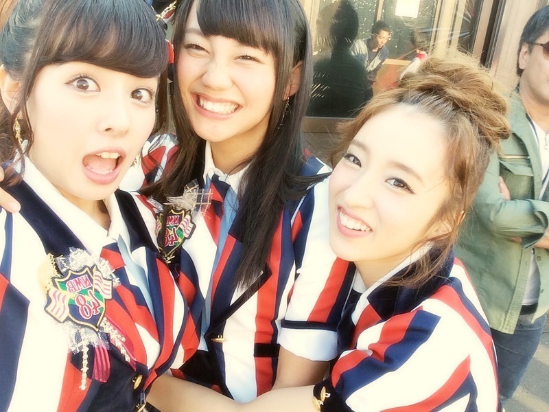 山田菜々,薮下柊,ななしゅー ynana1303