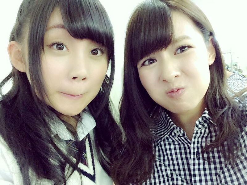 薮下柊 & 山田菜々 (2014)