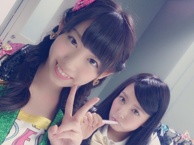 山岸奈津美,山田菜々 ynana384