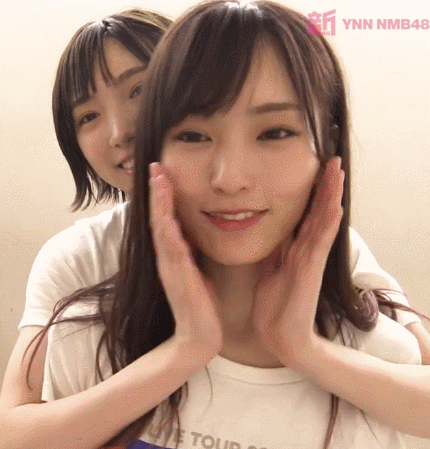 太田夢莉 x 山本彩  背中から抱きしめる (2018/07/30)