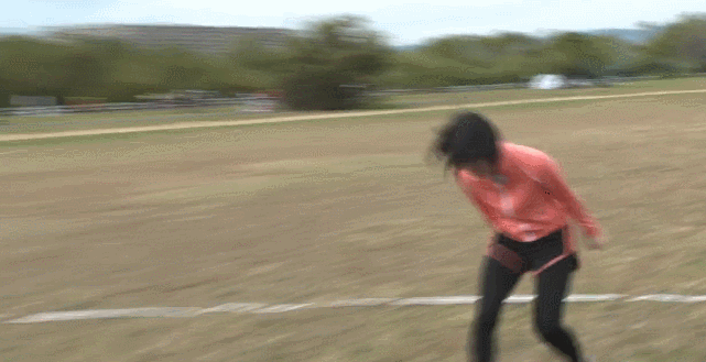 「今からお前を殴る」「愛の熱血指導」 GIF by 大田莉央奈 + 安部若菜
