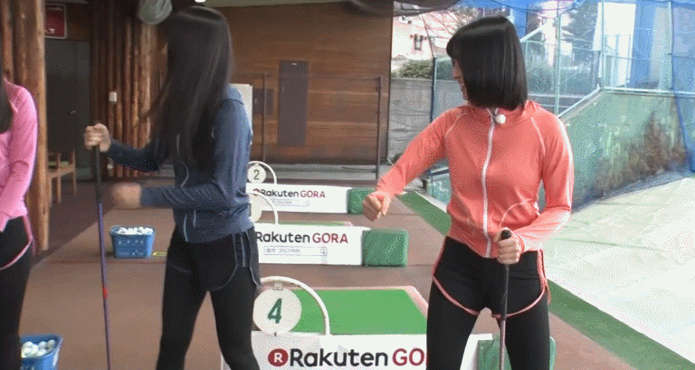 GIF 「今からお前を殴る」大田莉央奈 x 安部若菜 (golf 4)