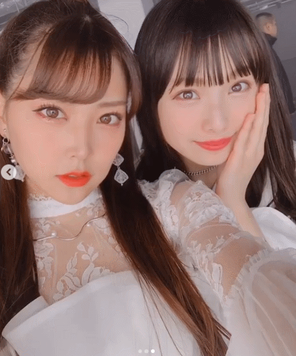 白間美瑠 x 梅山恋和 selfie