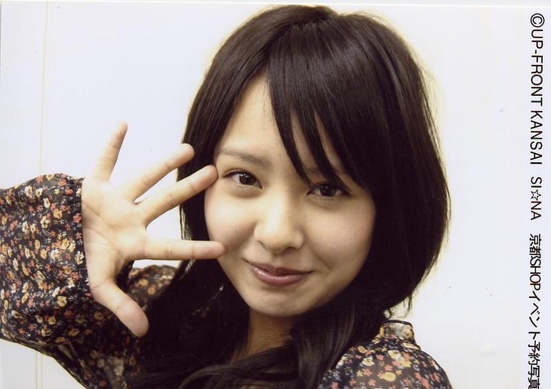 中山菜々 10