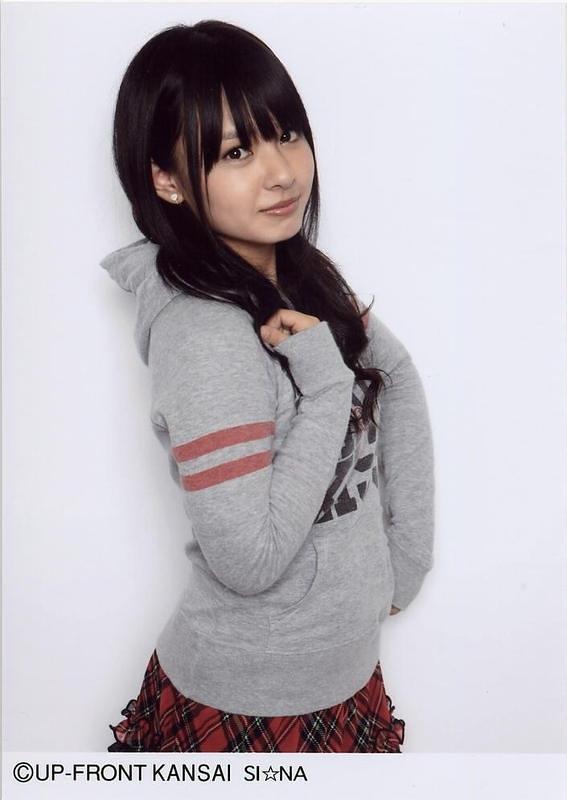 中山菜々 11