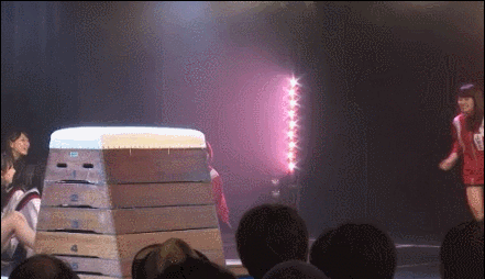 跳び箱を飛ぶ！山田菜々 GIF
