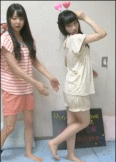 セクシーポーズ 矢倉楓子,白間美瑠,gif