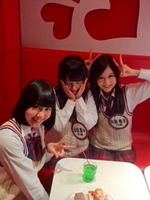 20120411-1012011