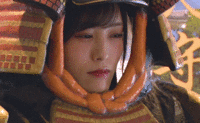 山本彩（小田原城甲冑と写真）